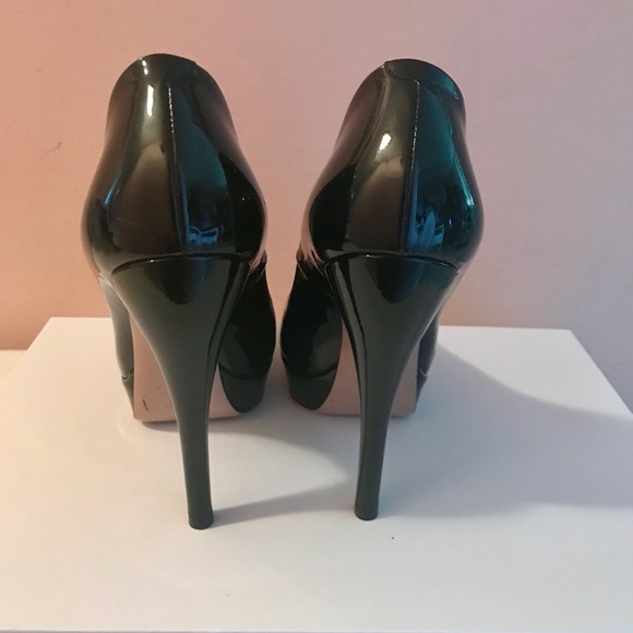 GUCCI PATENT LEATHER SHOES - Picture 4 of 5
